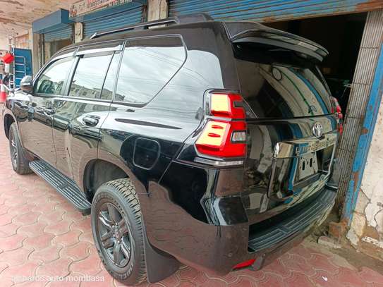 Toyota Land Cruiser Prado diesel image 10