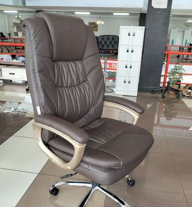 Office Chair; Luxurious leather Profile Director Chair image 3
