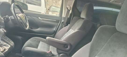 Toyota Alphard Black Sunroof 2018 image 5