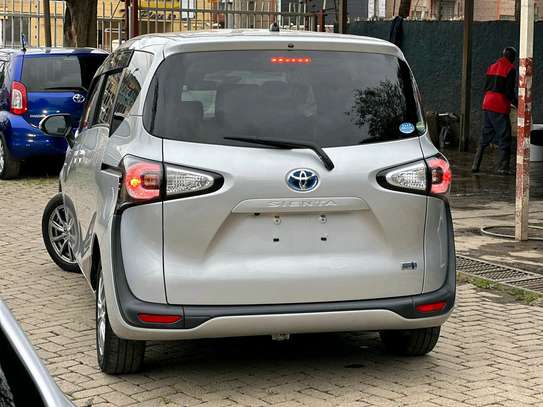 Toyota sienta 2016 model hybrid fully loaded silver color image 5