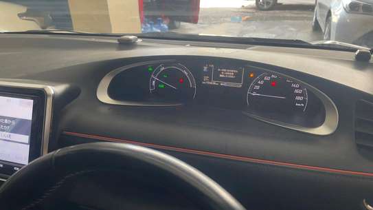 TOYOTA SIENTA HYBRID 2019MODEL 5 SEATER image 5