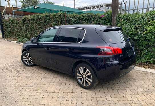 Fresh Import Peugeot 308 1.6L image 2
