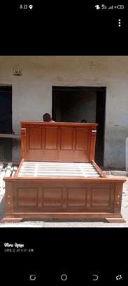 Hardwood beds 5*6 image 4