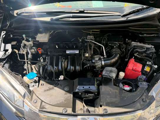 Honda zhuttle hybrid image 10