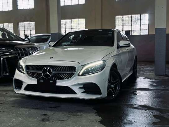 Mercedes C200 4matic,2020 model with sunroof,fully loaded image 5