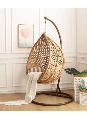 Outdoor Chair; Outdoor Hanging Chair in Masimba image 5