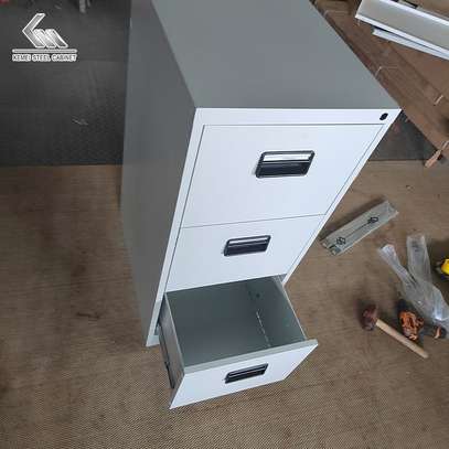 Office Cabinet: Steel 3 Drawer File Cabinet image 4