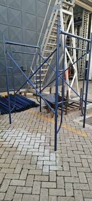 Heavy Duty H-Frame Scaffolding Ladder image 2