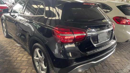 Mercedes benz GLA220 2019MODEL image 4