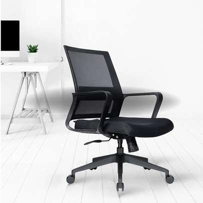 Captain Mesh Office Chair image 2