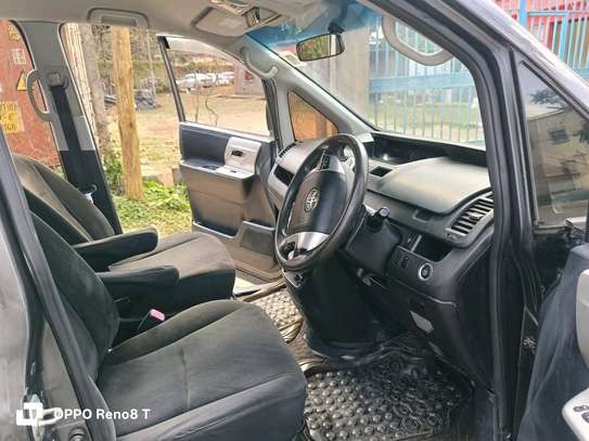 TOYOTA NOAH VALVEMATIC 2012 MODEL image 7