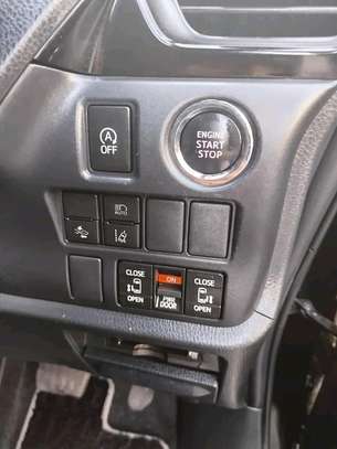 Toyota Noah WXB Black 2018 image 4