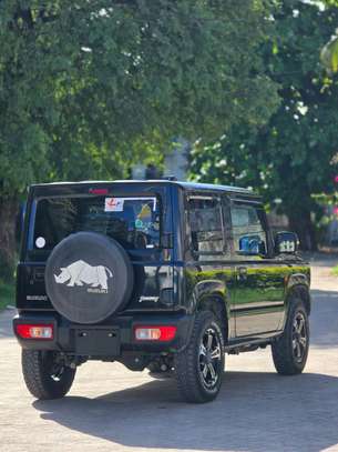 Suzuki jimny 4*4 image 7