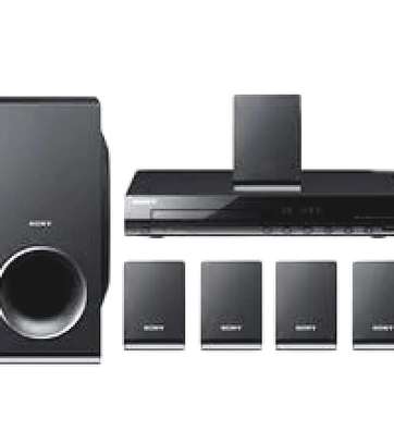 Sony DAV-TZ140 5.1CH 300W RMS DVD Home Theater System image 2