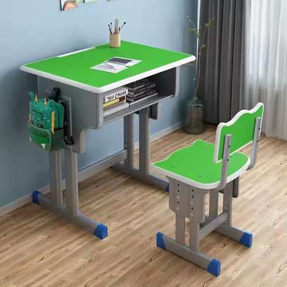Kids Furniture; Complementary Spacious Kids Desk and Chair image 6