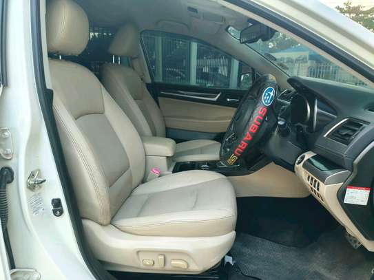 SUBARU OUTBACK 2018 image 4