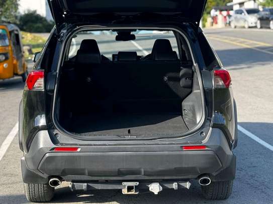 Toyota Rav4 adventure sunroof 2019 image 9