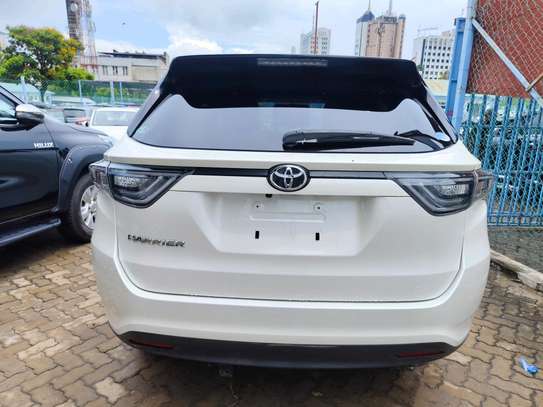 Toyota Harrier premium white sunroof 2018 4wd image 9