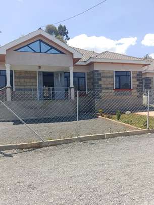 Lovely 3 BR Houses plus Sqs in Ngong image 2