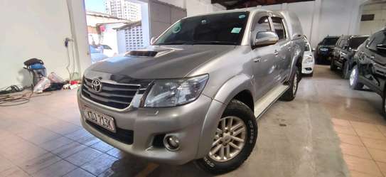 toyota hilux double cab used image 3