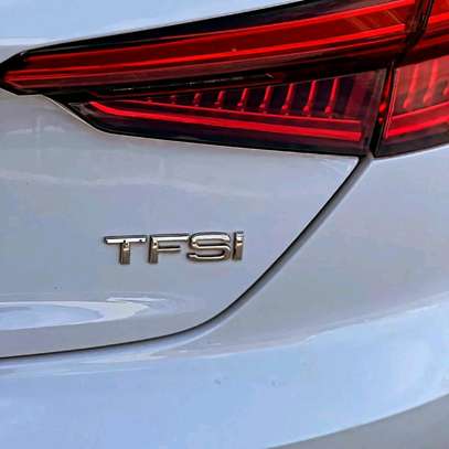Audi A5 quattro White Sport 2018 image 3
