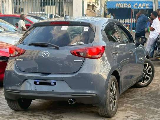 Mazda 2 petrol image 8