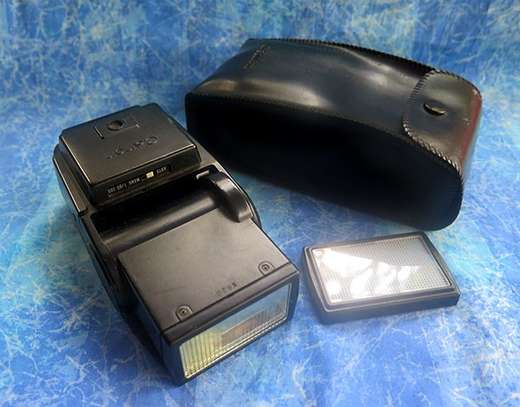 For Sale: Canon Speedlite 199A Set - Professional Flash image 3