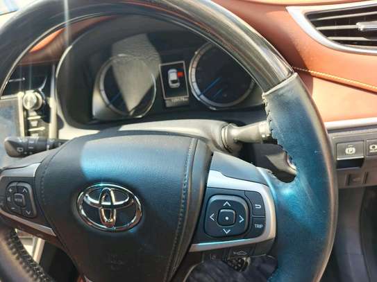 Toyota Harrier hybrid black image 5