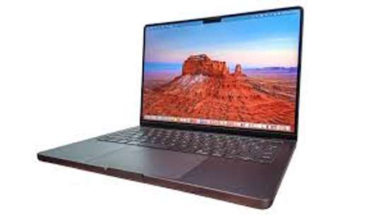 Apple MacBook Pro 14" (M5 Pro) image 2