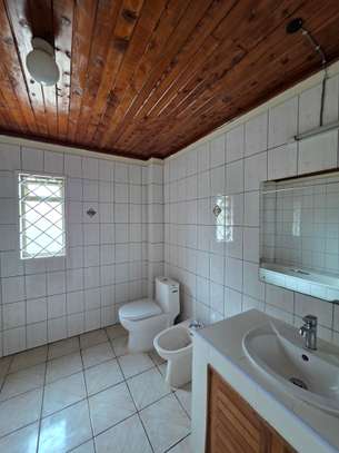 4 Bed Townhouse with En Suite at Lavington Green image 16