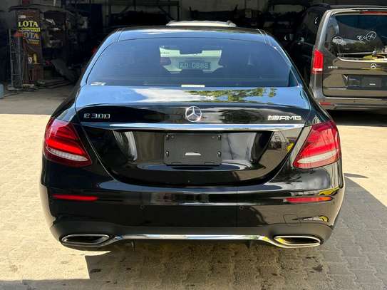 Mercedes benz E300 AMG on sale in Kenya image 2