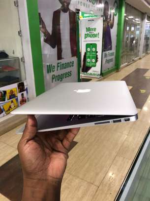 MacBook Air 13 Core i7 @ 32,999 image 5