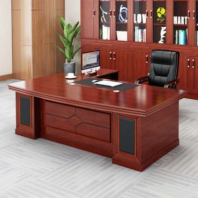 Office Desk: 1.6m Mahogany Office Desk In Sotik image 3