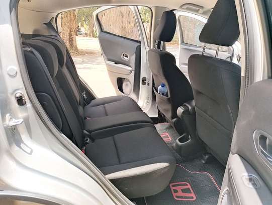 HONDA VEZEL HYBRID 2016 MODEL.. image 8