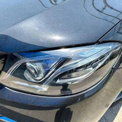 Mercedes Benz E250 black 2018 sunroof image 7