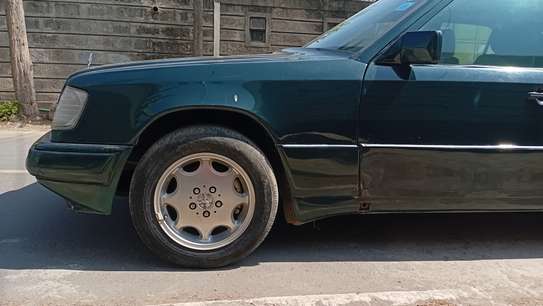 Mercedes Benz E-Class E220 Used image 6