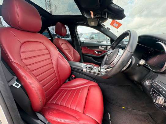 Mercedes benz C200 newshape image 5