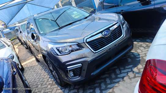 Subaru forester New shape 2018 image 2