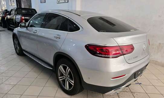 Mercedes-Benz coupe 2020 Sleek Silver Luxury Performance image 12