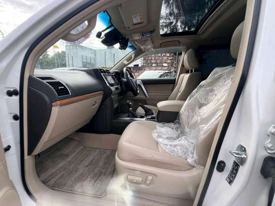TOYOTA LANDCRUISER PRADO TX.L 2020MODEL SUNROOF PETROL image 7