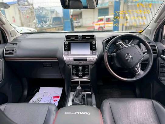 Toyota landcruiser Prado TZG image 6