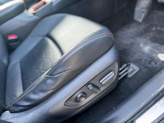 Toyota Rav4 adventure sunroof 2019 image 4