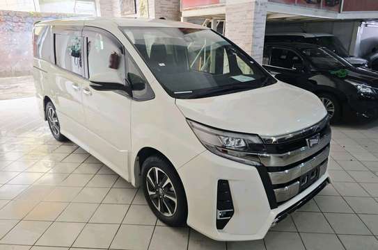 Toyota Noah,2020 model,white colour image 4