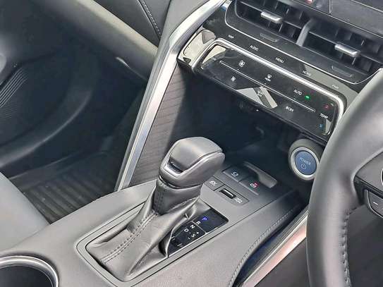 TOYOTA HARRIER HYBRID 2020 image 5