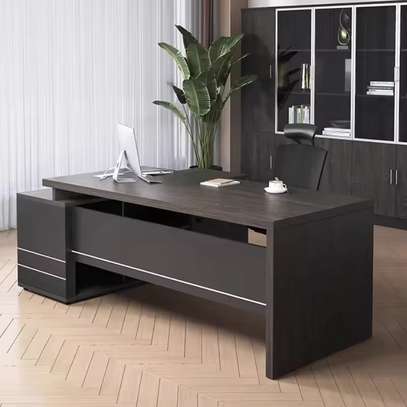 Office Desk; 1600mm Stylish Director Office Desk image 5