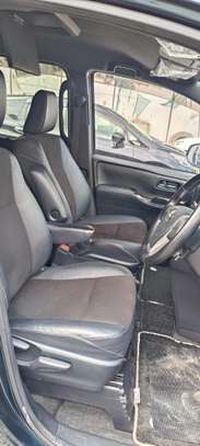 Toyota Noah WxB hybrid 2018 image 7