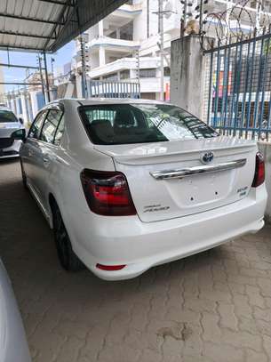 Toyota corolla Axio hybrid WxB 2019 image 10