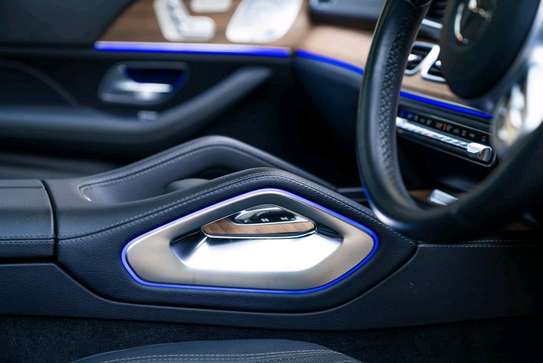 2019 Mercedes-Benz GLE400D image 10