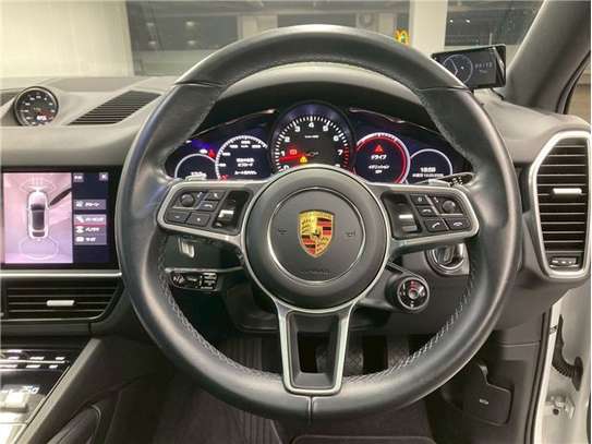 2021 PORSCHE CAYENNE COUPE image 7
