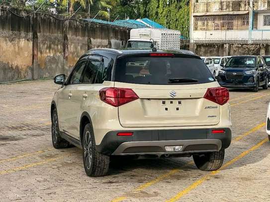 Suzuki escudo SUV 2019 4x4 image 12